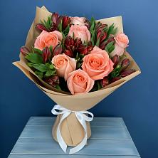 Букет цветов из:  Розы и Альстромерии в Евпатории