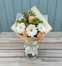 Букет цветов из:  Герберы, Розы и Хризантемы в Евпатории